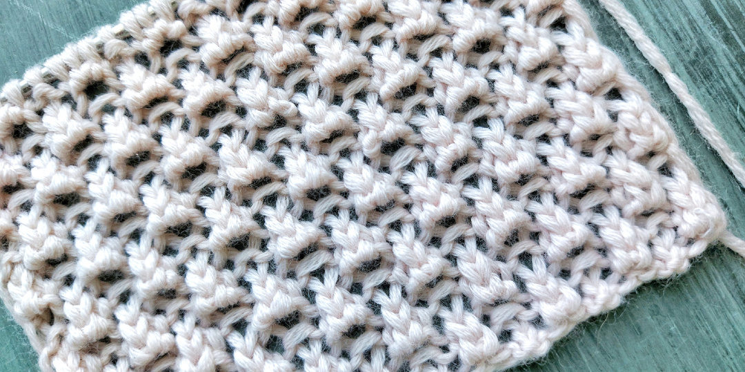 Фактурный узор с пупырышками для вязания свитера и летнего топа