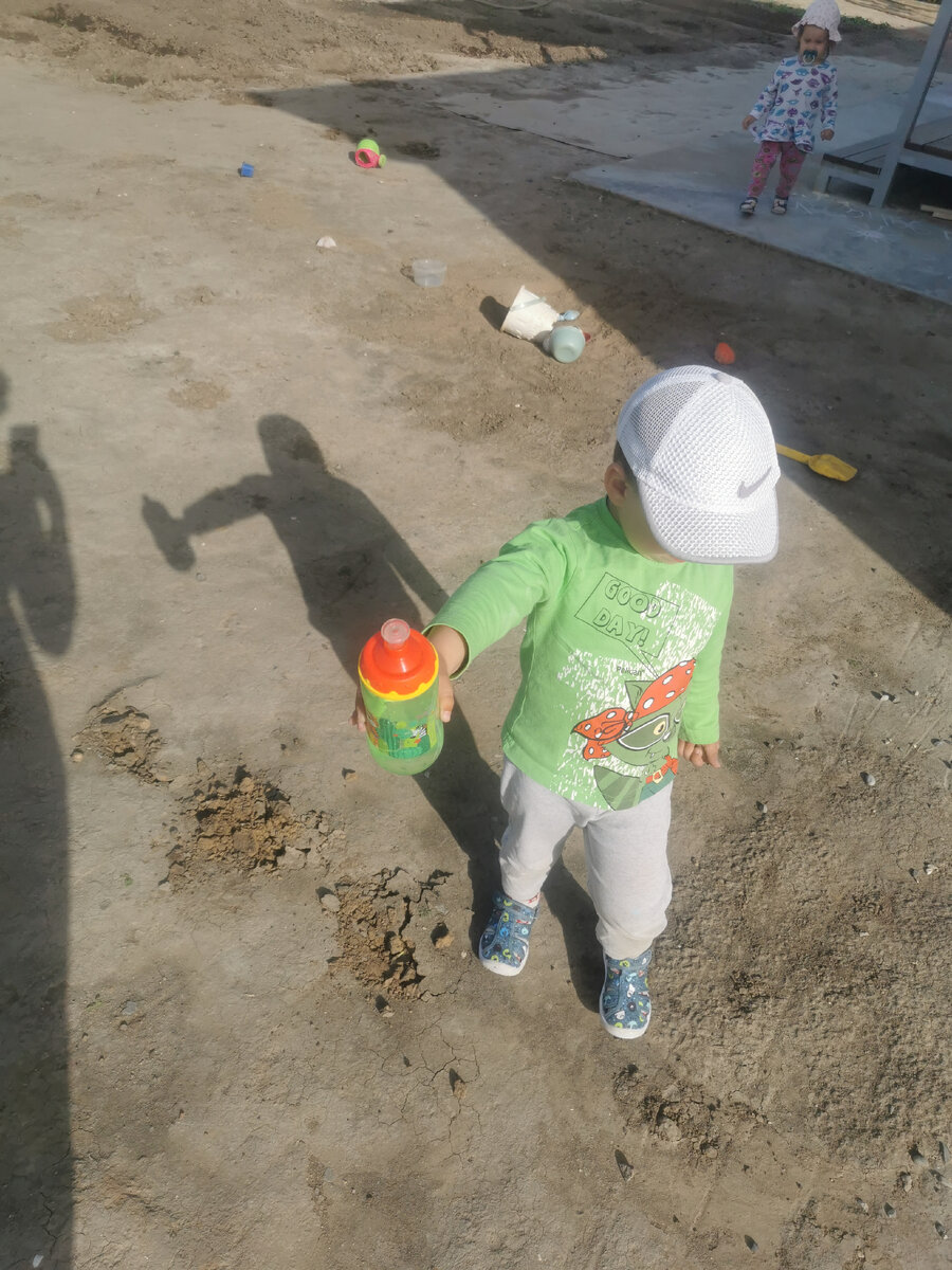 Тень наш спутник. 