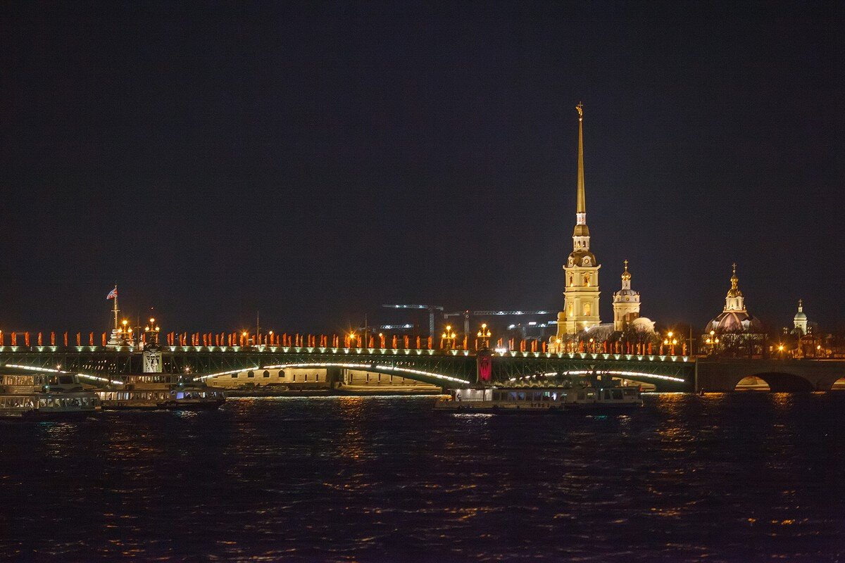 Прогулки по ночному питеру