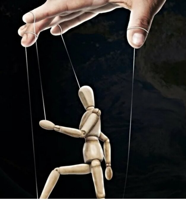 5 фраз, с помощью которых манипулируют партнёром.