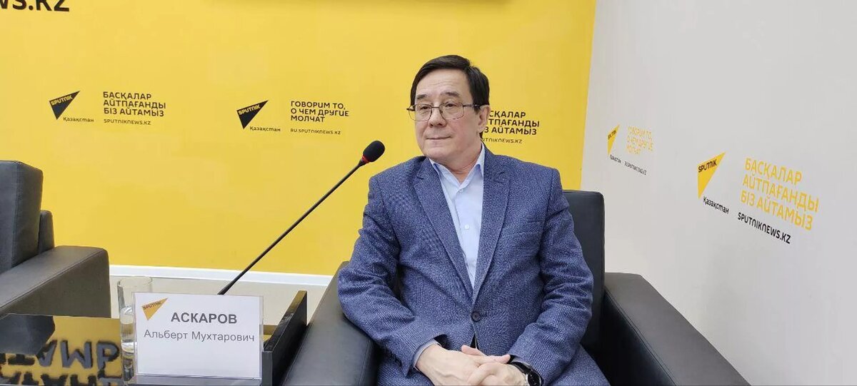 Аскаров Альберт Мухтарович, руководитель отдела профилактики особо опасных инфекций и развития лабораторий © Sputnik