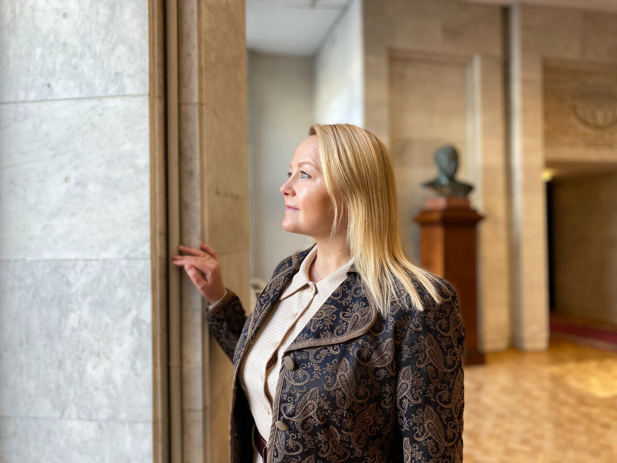 Жанна Швыдкая, писатель, автор книг "Огранка" и "Метаморфоза" декалогии "Гравитация жизни" 