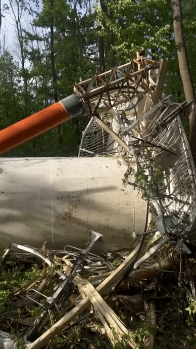    Харьковская телевышка после удара российских ракет. Коллаж: Царьград