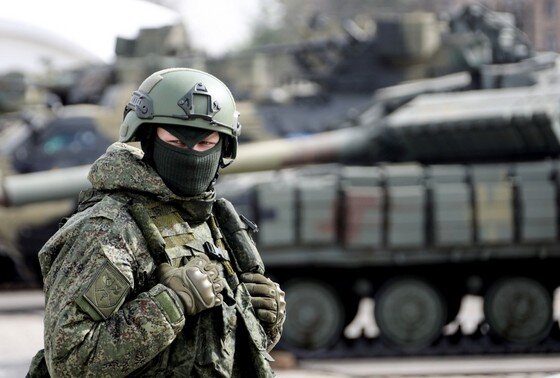    Военнослужащий ВС РФ