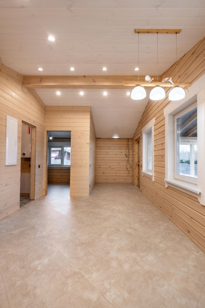 Отделкой занимались Сергей Полушин, Александр Бердников и Рустам Эгамбердиев. Листайте, чтобы увидеть с разных сторон >>