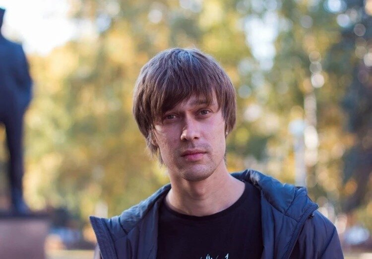 Дмитрий кривошеев биография личная жизнь Один ушел вслед за другим. Жизни двух лучших друзей-поэтов оборвались с разницей