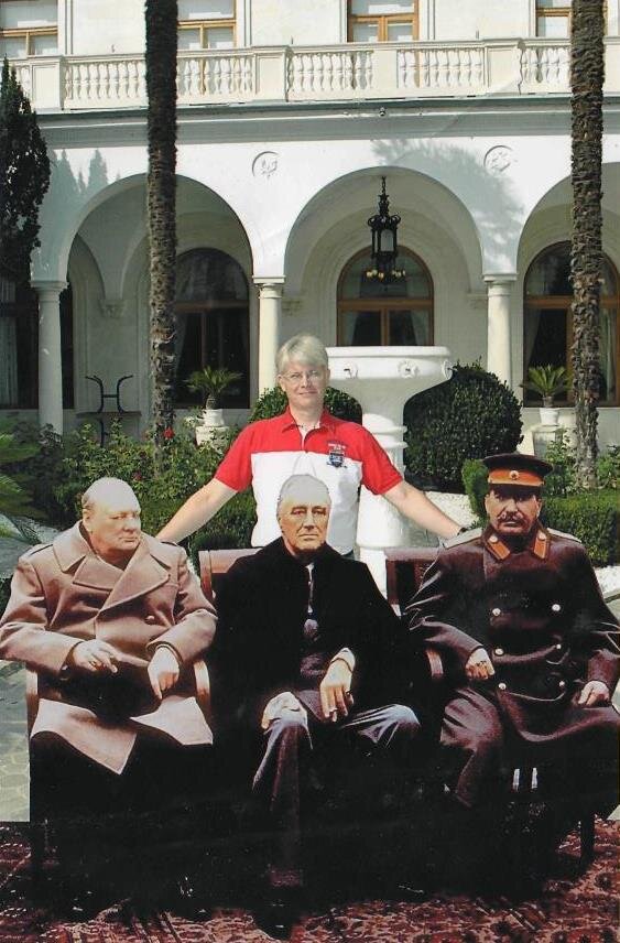 Фото сделано в Ливадийском дворце в Крыму на месте Ялтинской конференции. Август 2014 год