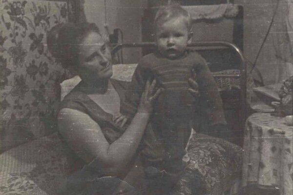 Георгий с мамой