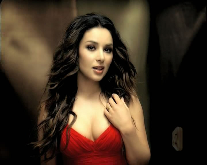 Злата Огневич - депутат Верховной Рады *Киев, август 2014)