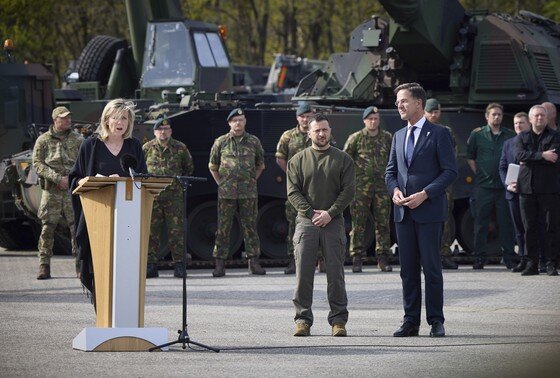    Кайса Оллонгрен и Владимир Зеленский