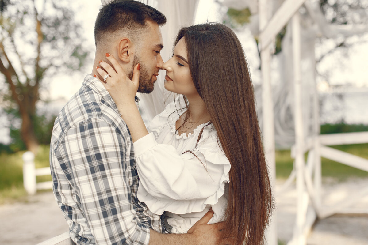     Почему люди влюбляются? 8 причин, три из которых могут удивить