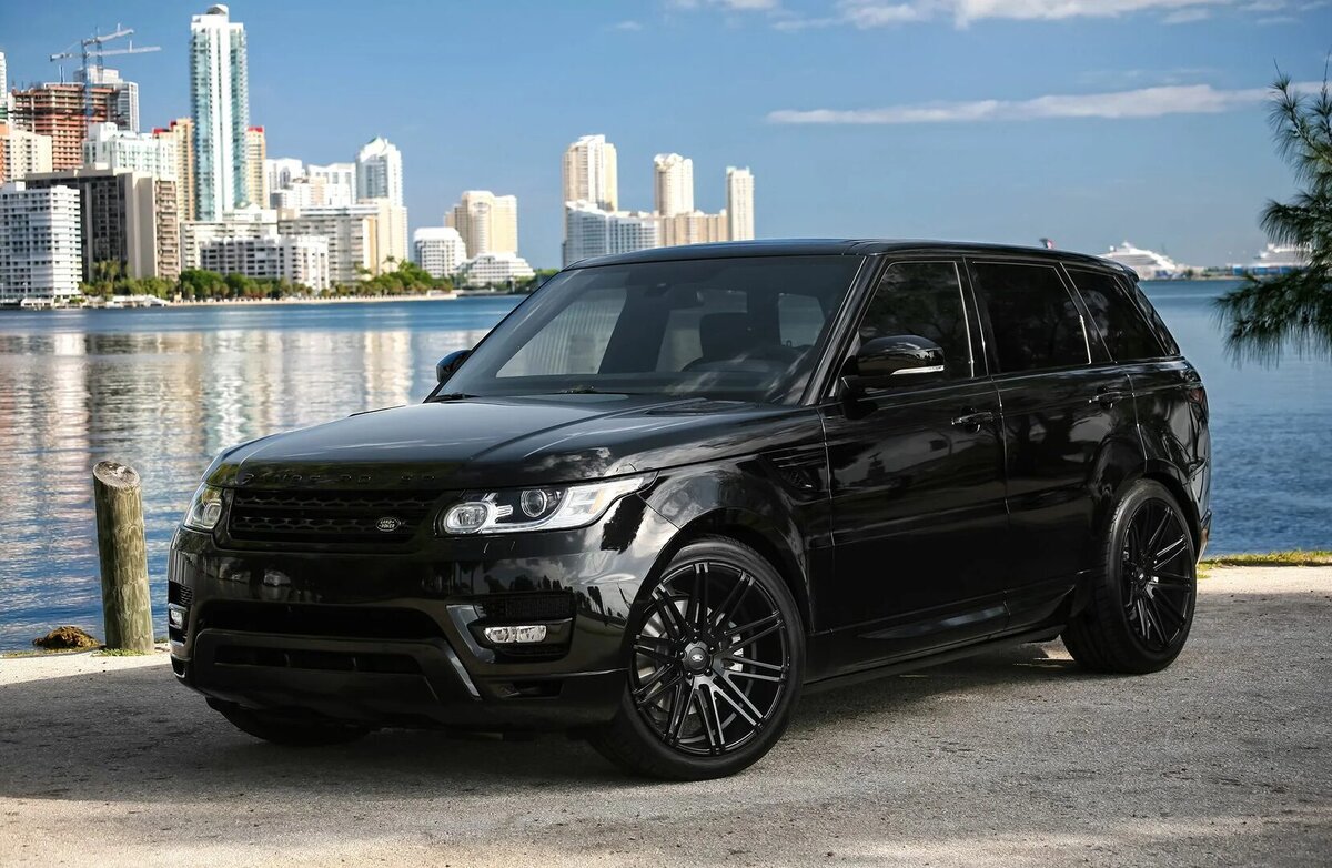 *Range Rover Sport