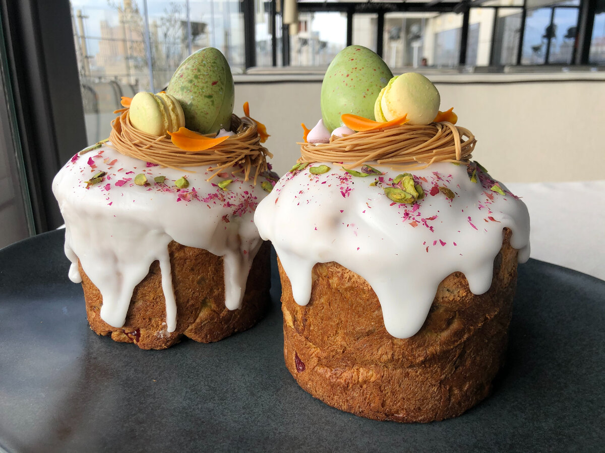 Фисташковый кулич