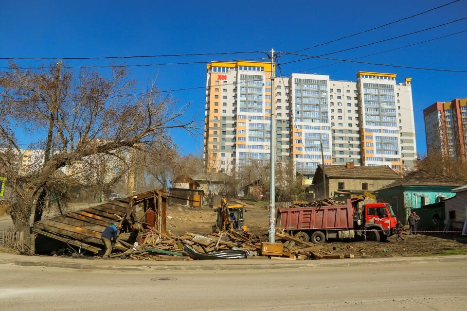    Снос частных домов на пересечении переулка Ядринцева и улицы Папанинцев. Источник: Виталий Барабаш