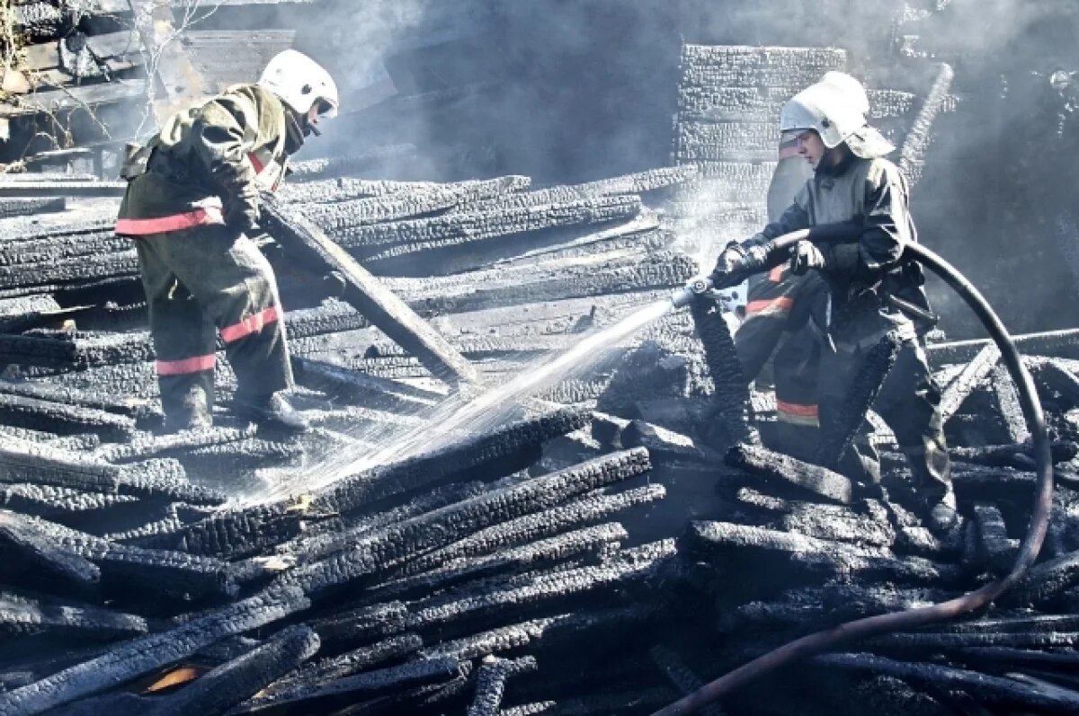    Дача горела ночью 26 апреля в Томской области