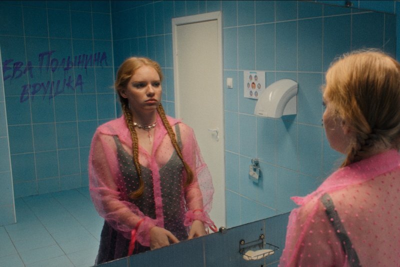 Кадр из фильма "Лгунья"