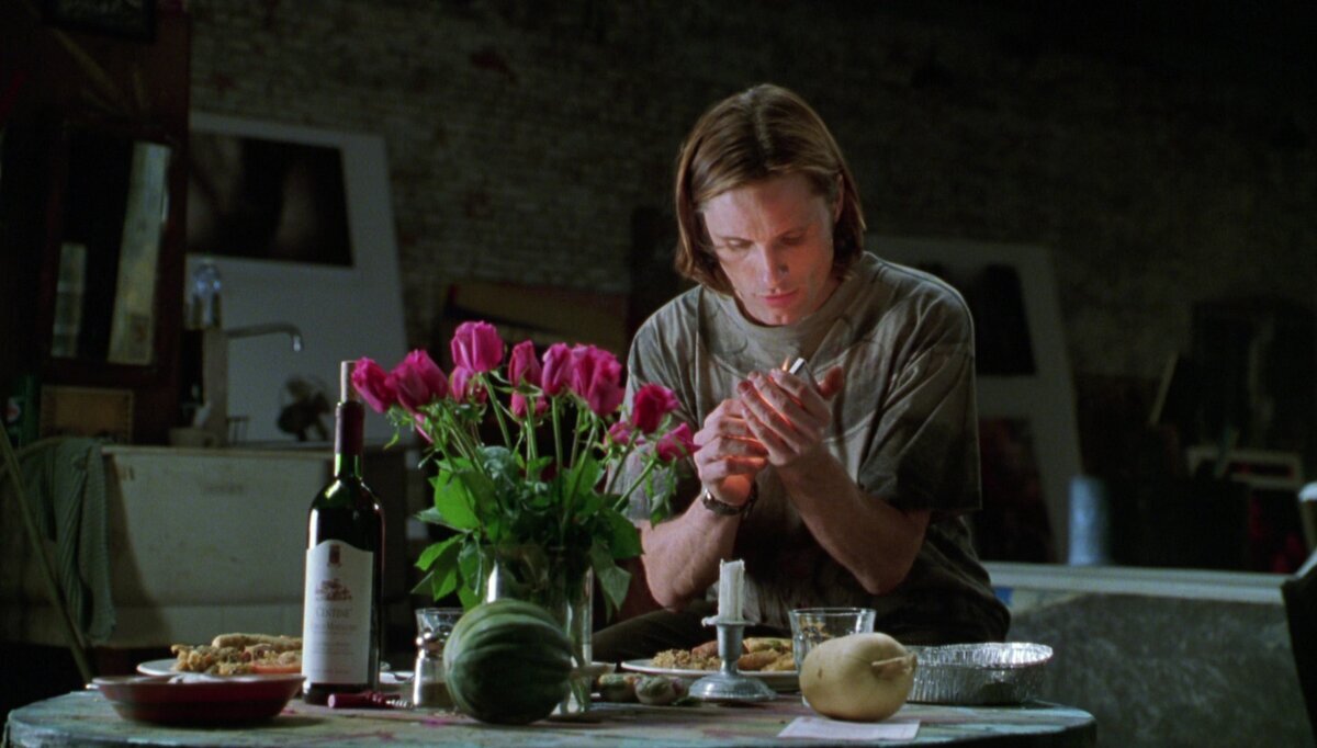 Кадр из фильма "Идеальное преступление" (1998)