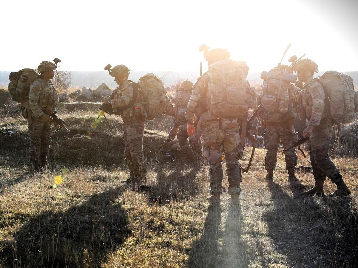    Военнослужащие США во время учений в Румынии© Фото : U.S. Army Reserve / Spc. Ubaldo Lechuga