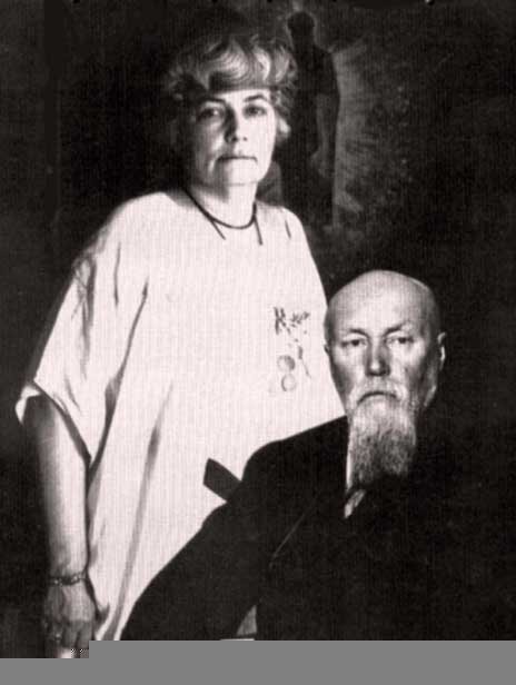 Елена и Николай Рерихи