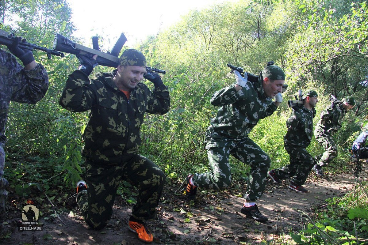 фото взято с сайта https://yandex.ru/images/search?from=tabbar&img_url=https%3A%2F%2Fsportishka.com%2Fuploads%2Fposts%2F2022-11%2F1667438667_9-sportishka-com-p-rukopashnii-boi-spetsnaza-gru-krasivo-11.jpg&lr=56&pos=11&rpt=simage&text=%D0%A3%D0%A7%D0%90%D0%A2%20%D0%92%D0%AB%D0%96%D0%98%D0%92%D0%90%D0%A2%D0%AC