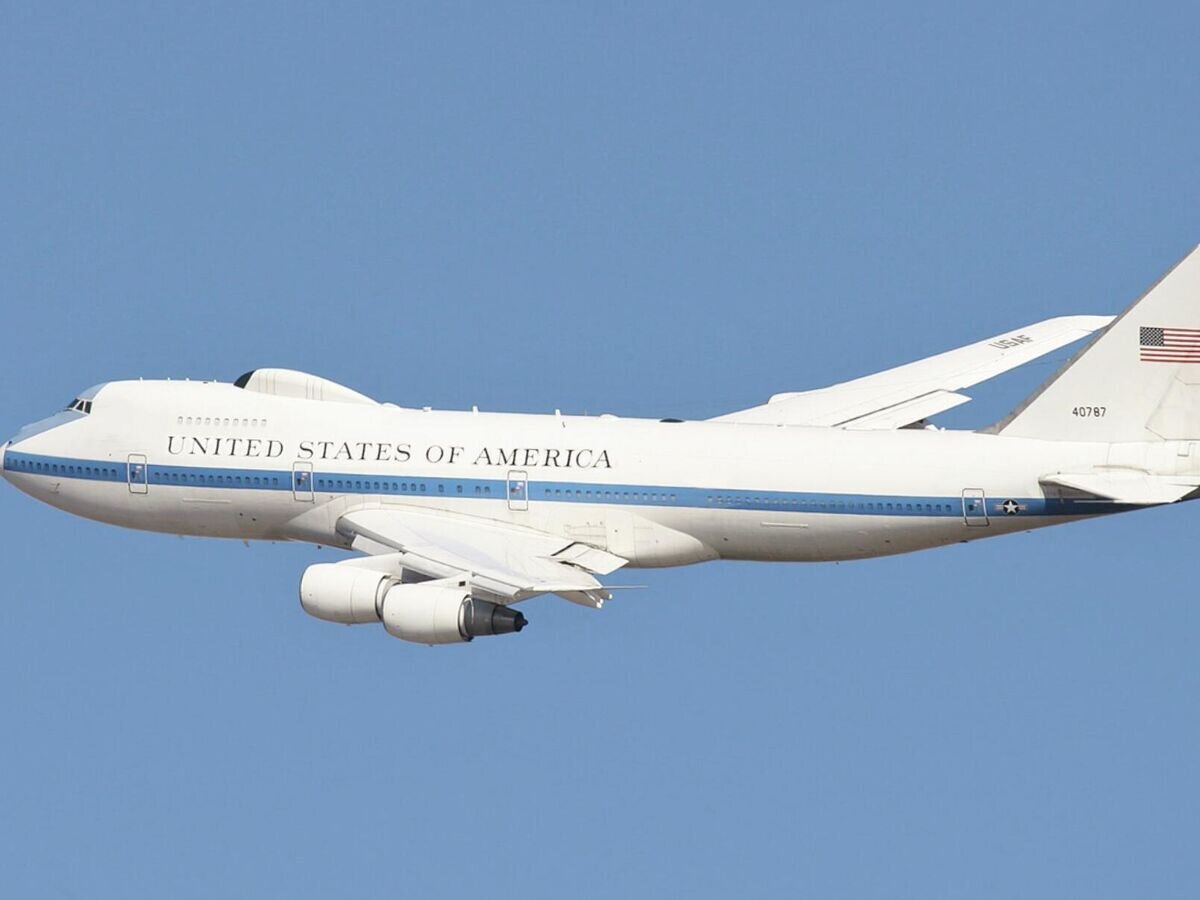    Самолет E-4B © Фото : Public domain/Masteruploader