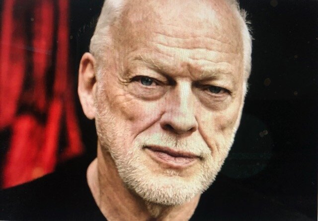 Дэвид Гилмор (David Gilmour) на днях анонсировал свой новый альбом "Luck And Strange", который выйдет 6 сентября на лейбле Sony Music.
