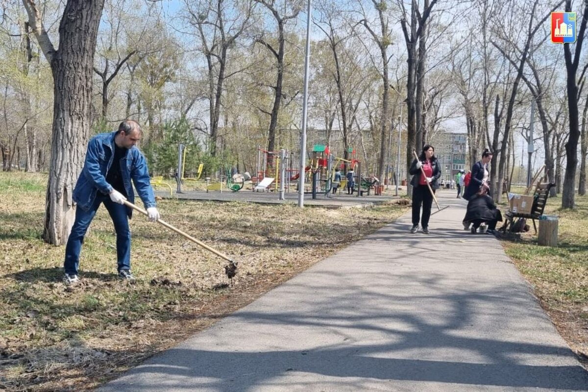 Спасск-Дальний чистят и убирают «Трудовые резервы» | Восток-Медиа | Дзен