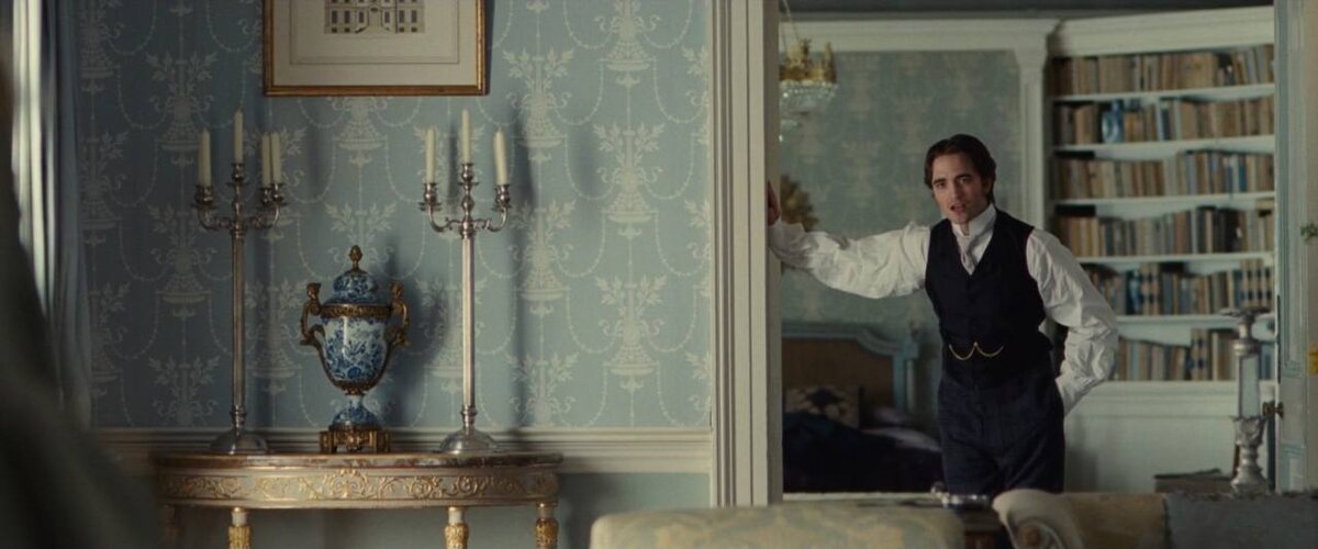 Кадр из фильма «Милый друг» (2012), режиссёр Деклан Доннеллан