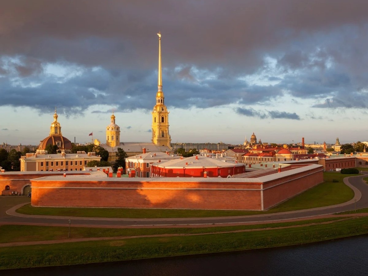 Петропавловская крепость, вид сверху