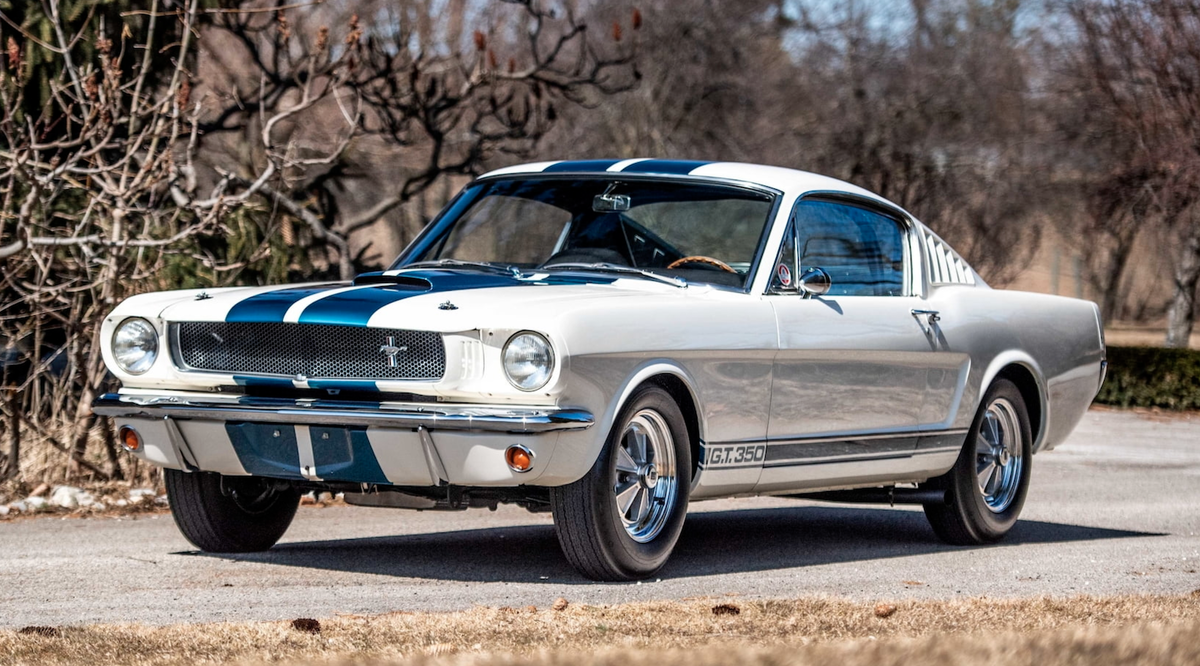 Гт 350. Форд Мустанг 1965. Форд Мустанг ГТ 350. Mustang Shelby gt350. Ford Mustang Fastback gt 350.