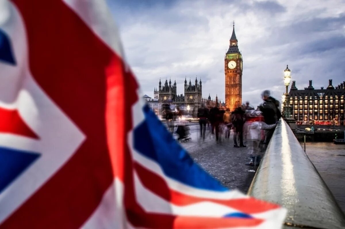    Серые кардиналы.