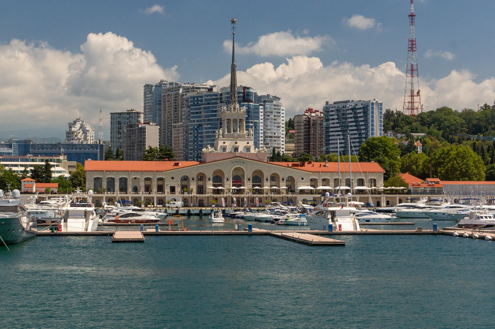 Морской вокзал Сочи. Фото из открытых источников.