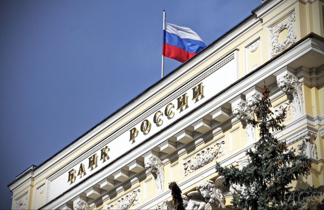    ЦБ упростил получение банками разрешения на вывоз наличной валюты из страны