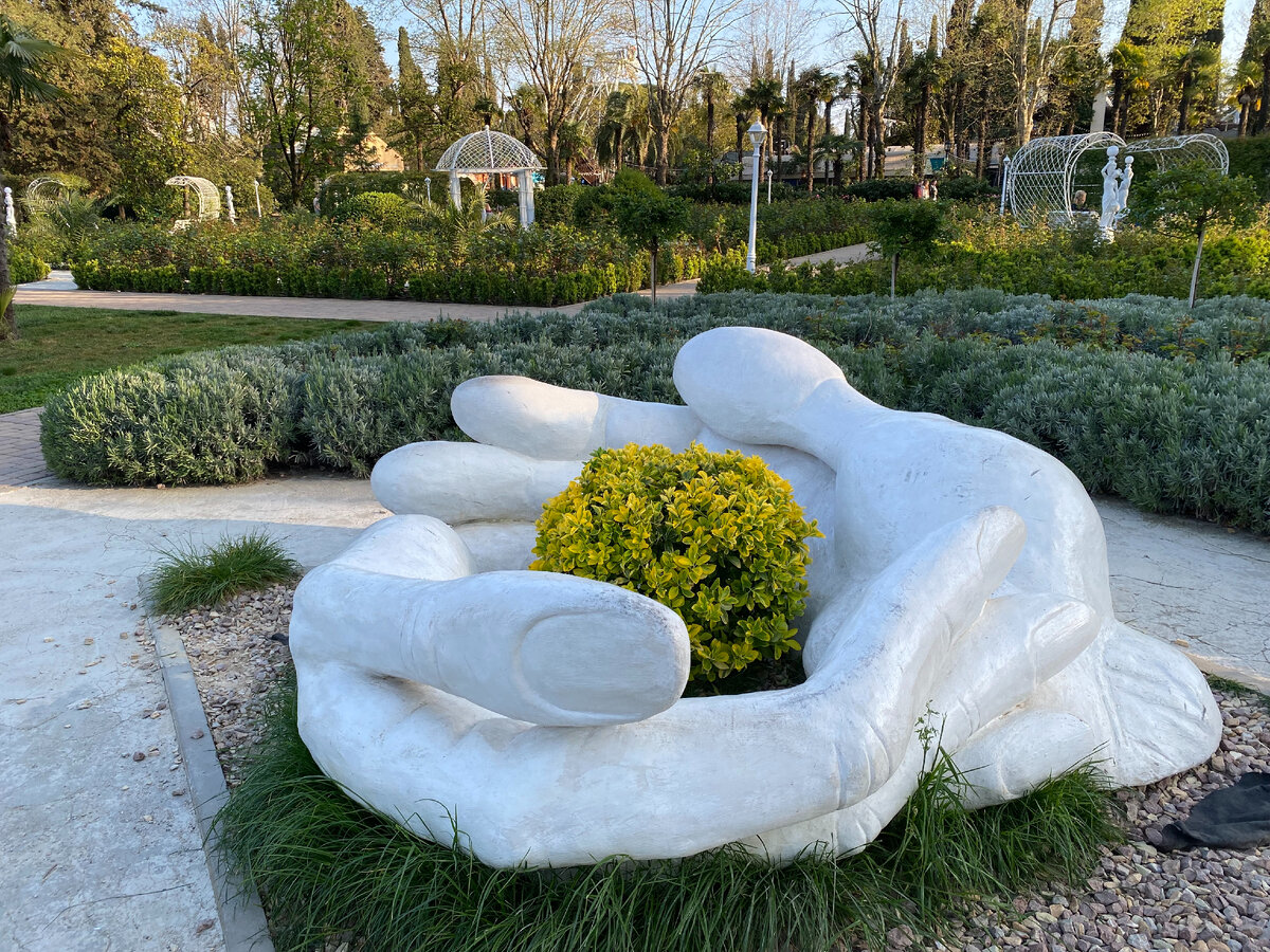 Сочи. Парк "Ривьера". Апрель 2024 года... Фото автора