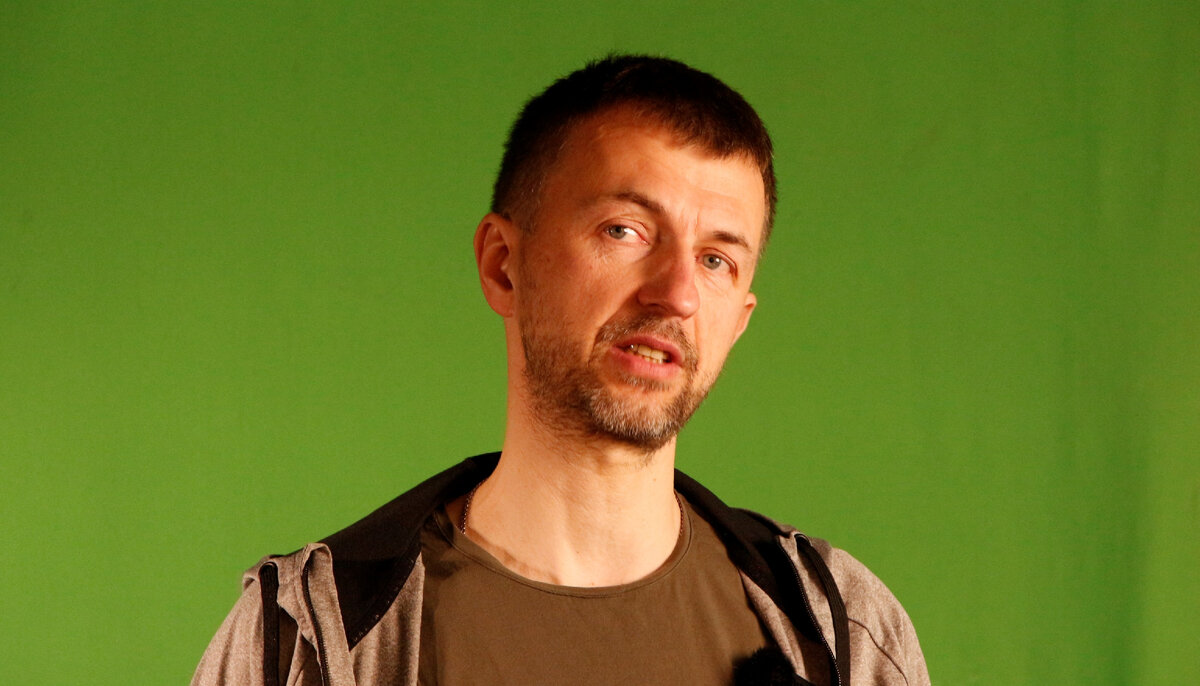 Спикер чайной церемонии: Антон Бербенец. Фото: Ульяна Камкина