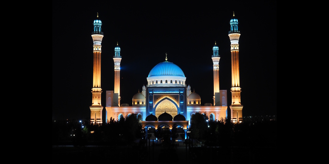 Гордость Мусульман в Шали — самая большая мечеть Европы