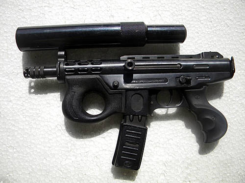 Пистолет пулемет в комплекте с глуштелем