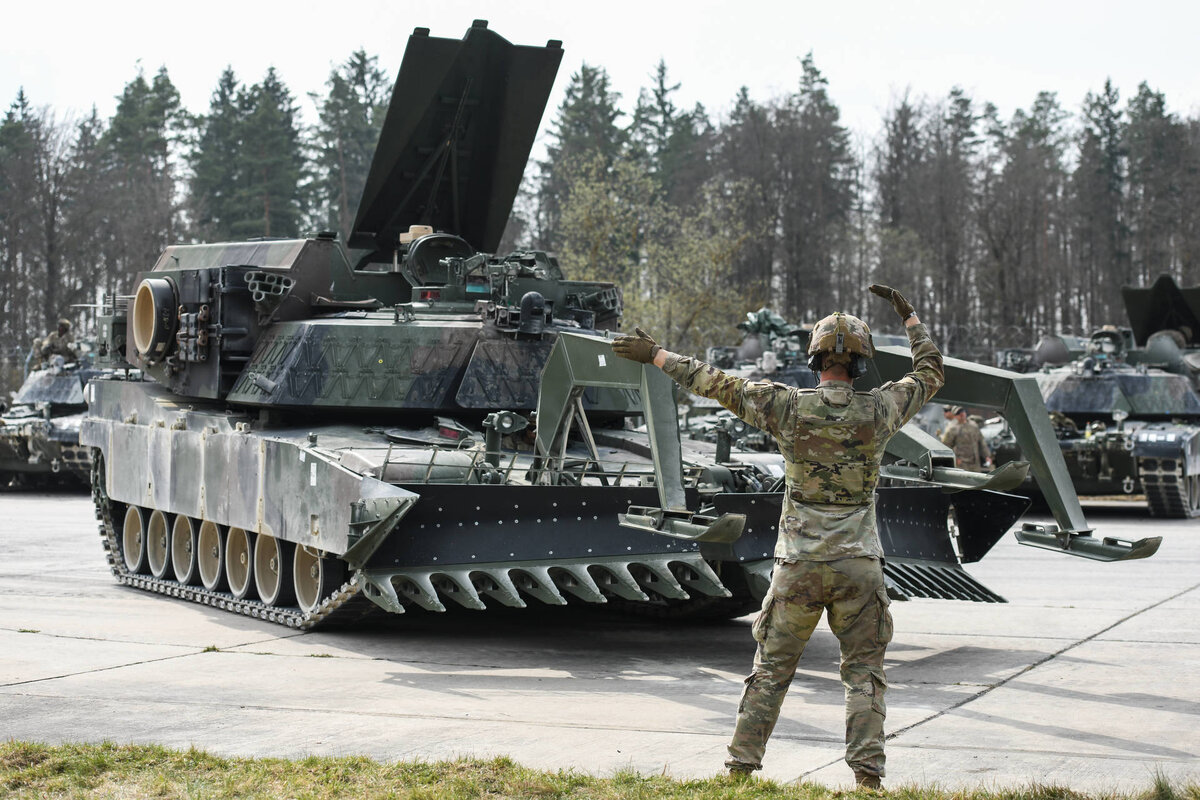     Машина разграждения M1150 Assault Breacher Vehicle армии США / Legion-Media / Piemags
