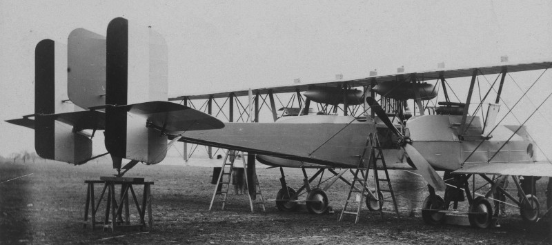 Бреге 11 корсар. Создавался как "крейсер". Но ТТХ оказались неудовлетворительными. Был снова предложен как ночной бомбардировщик. но всё равно был забракован.