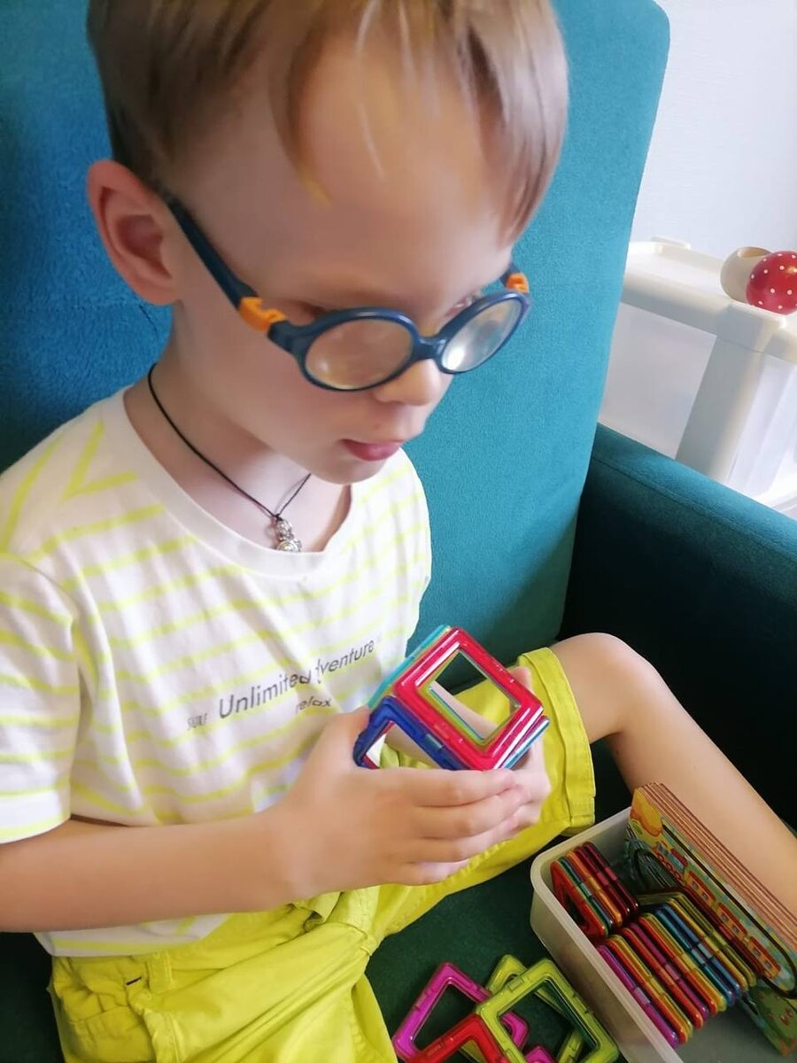 Тифлопедагог 