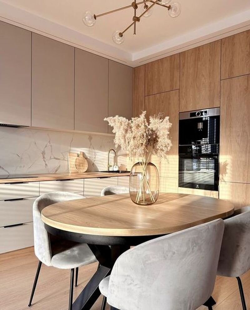 Современный дизайн квартиры в светлых тонах. Фото 2.