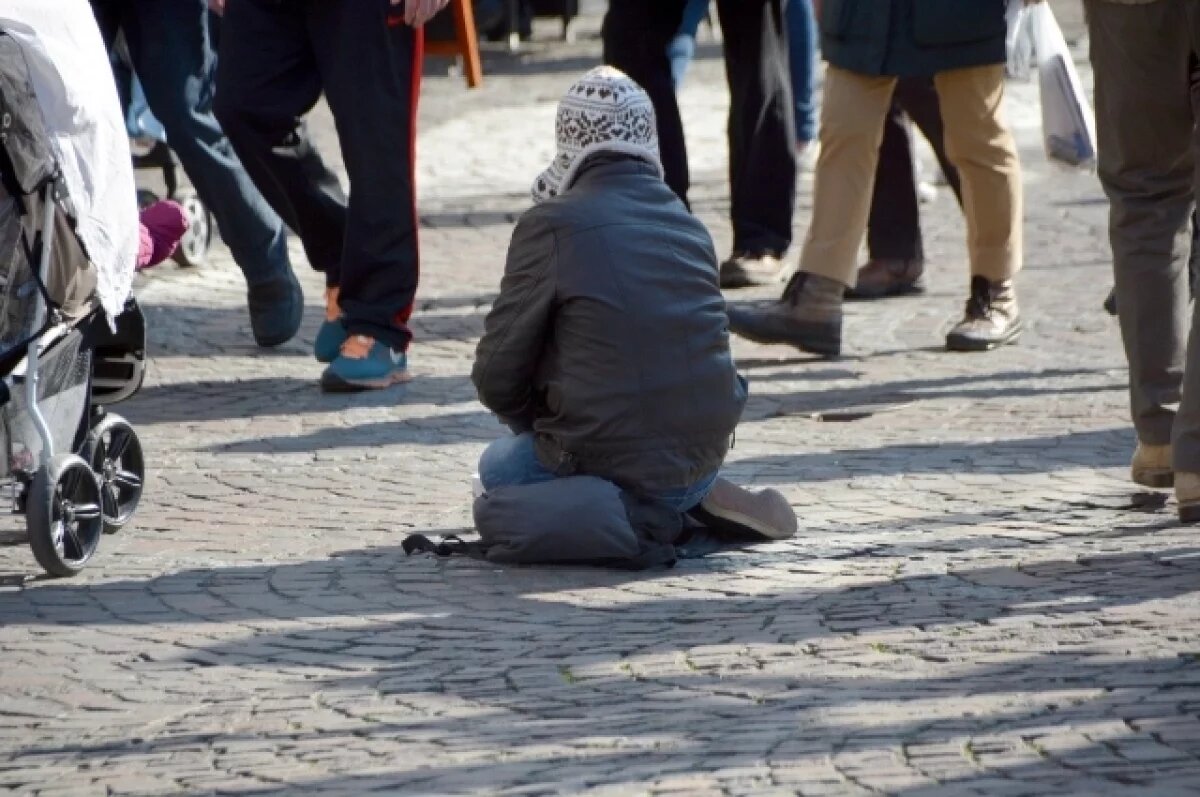 В Астрахани полиция взялась за попрошаек | АиФ-Астрахань | Дзен