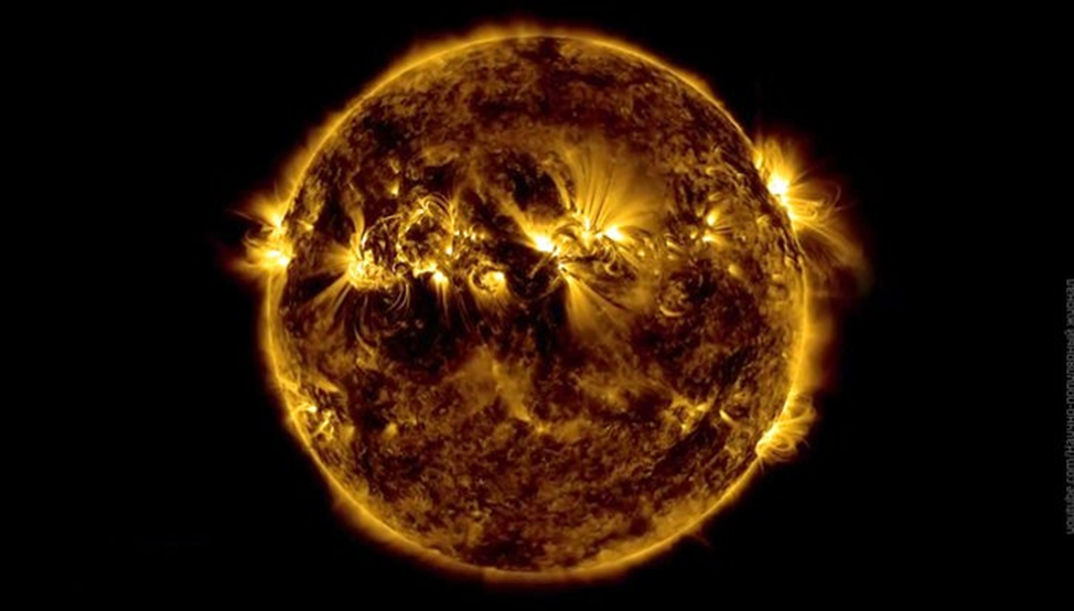 Солнце и процесс испускания ионизированных частиц