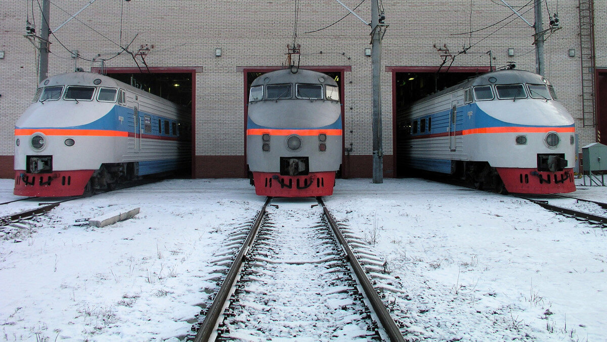 Скоростные электропоезда ЭР200 / © CC BY-SA 3.0, Морозов Л.Н.