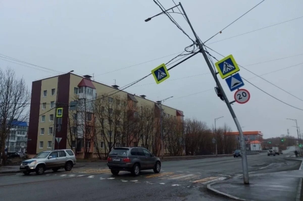    В Петропавловске-Камчатском заменят «пизанский» столб