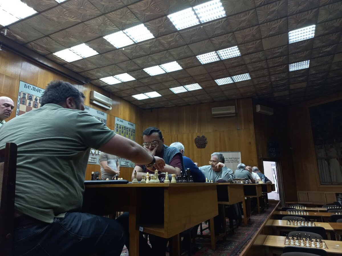 © Photo : Ассоциация зарубежных корреспондентов Армении.