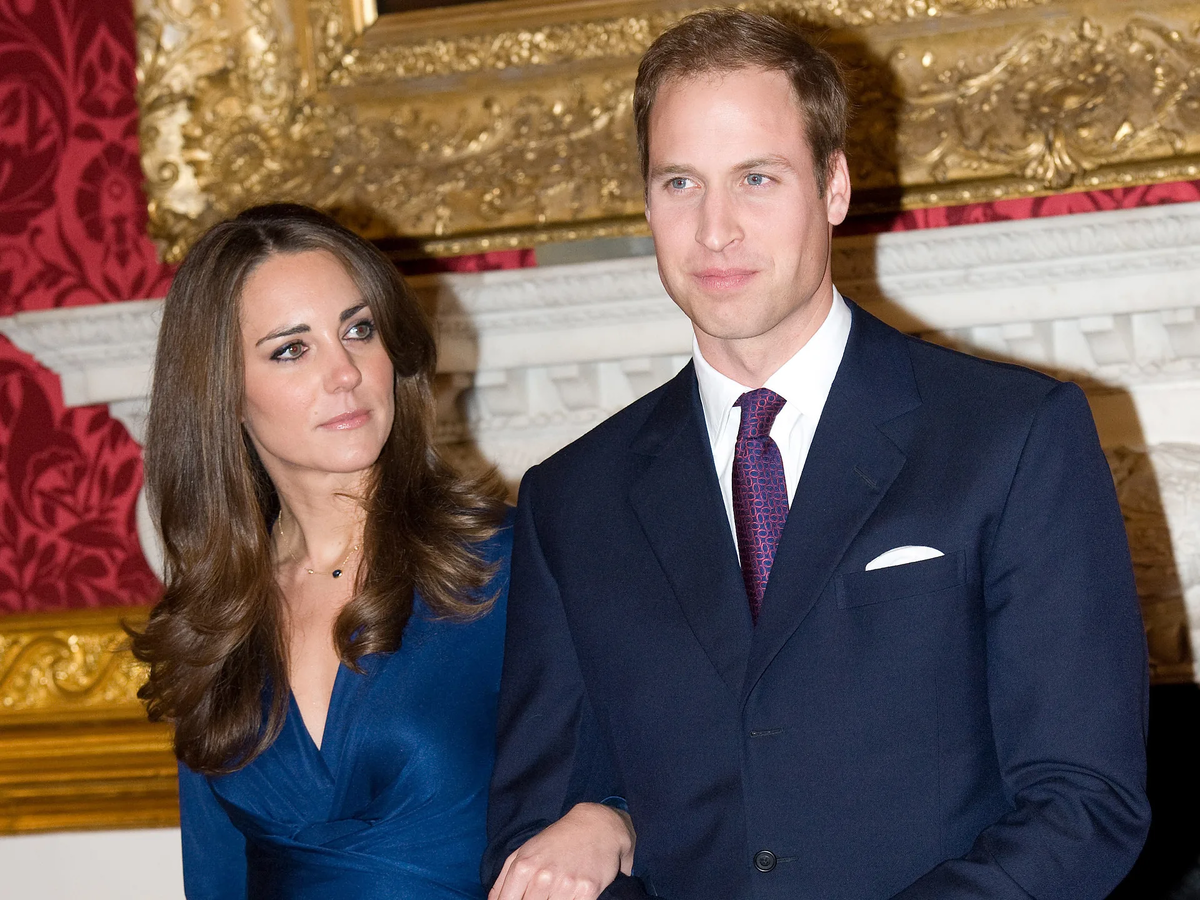 объявление о помолвке