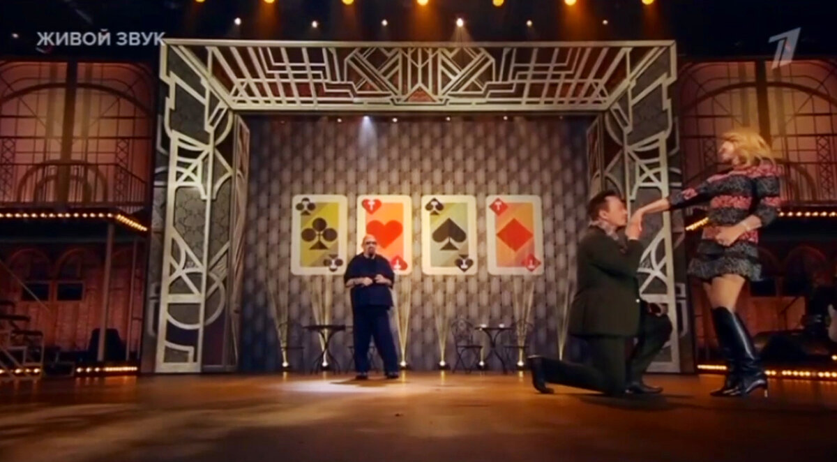 Сергей Войтенко сегодня отличился и спел, и потанцевал.