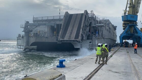    Плавучий пирс для доставки гуманитарной помощи в Газу планируют запустить через 2-3 недели Ирина Петрова
