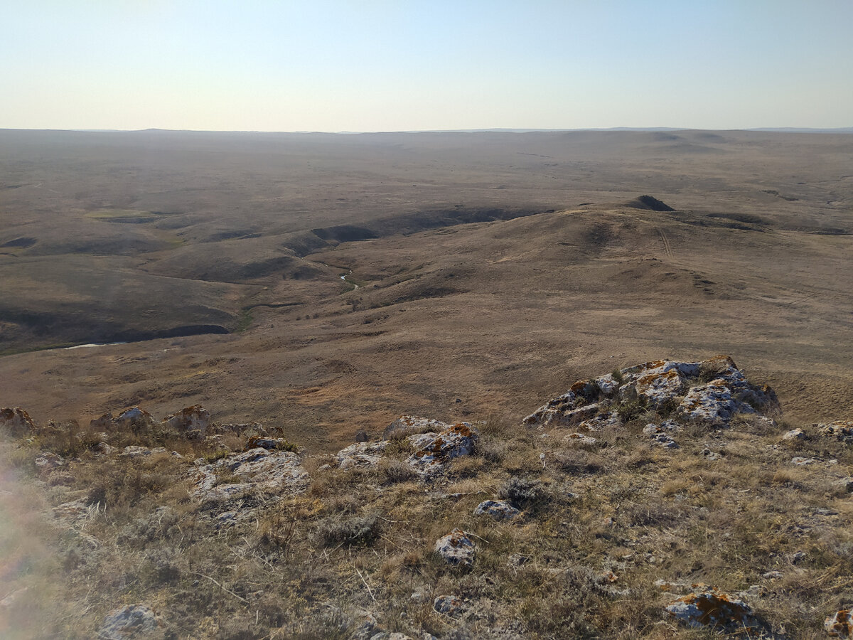 Караларский парк с множеством руин древних поселений